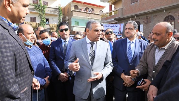 محافظ سوهاج خلال