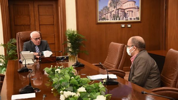 محافظ بورسعيد خلال