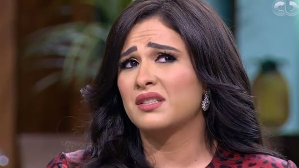 ياسمين عبد العزيز