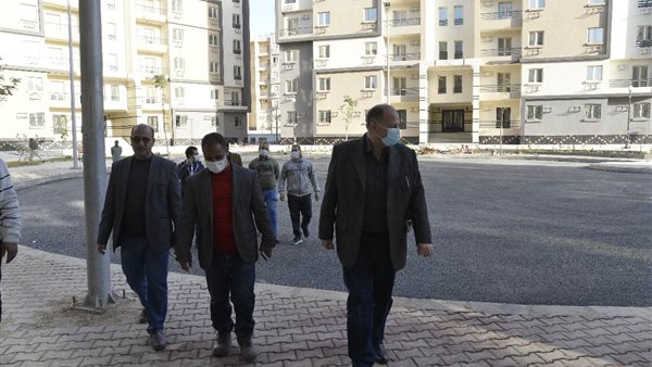 محافظ أسيوط خلال