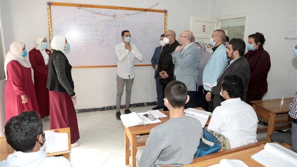 محافظ بني سويف خلال