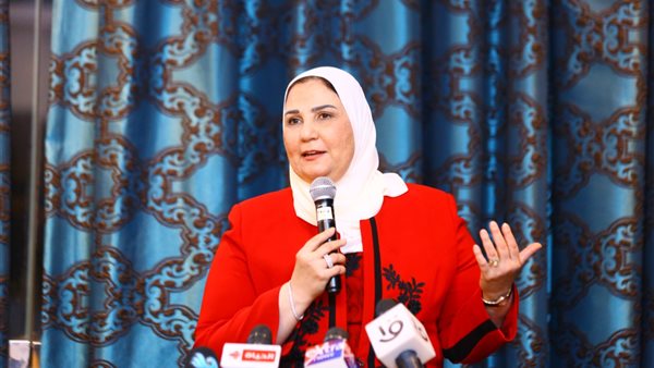 نيفين القباج وزيرة