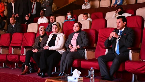 صورة من اللقاء