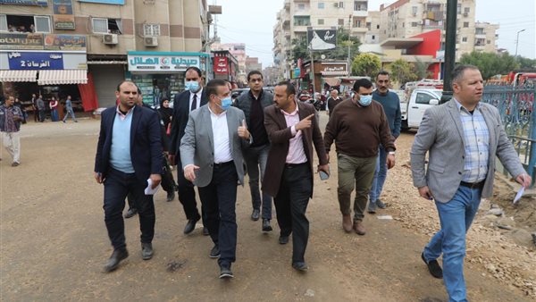 صورة من جولة المحافظ