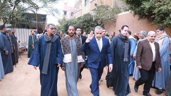 صورة المحافظ، من