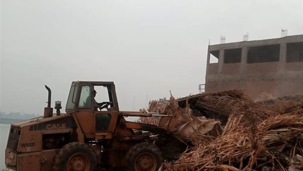 جانب من عمليات الازالة