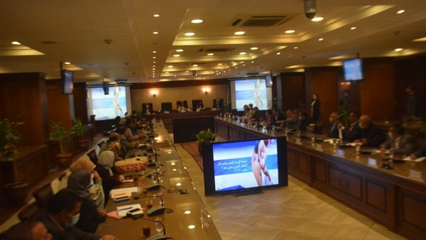 محافظ الجيزة خلال