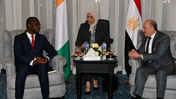 صورة من اللقاء