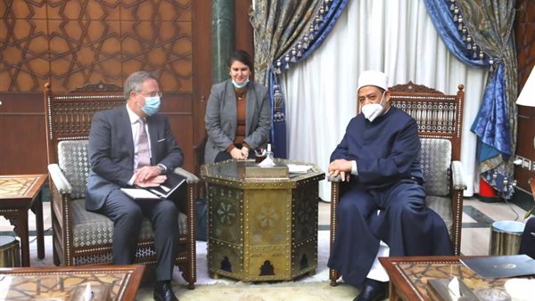 شيخ الازهر خلال اللقاء