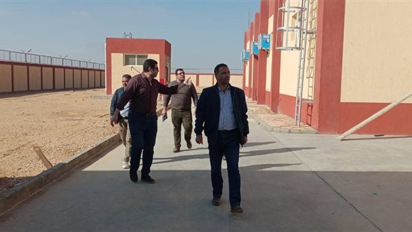 مسئولو الاسكان 