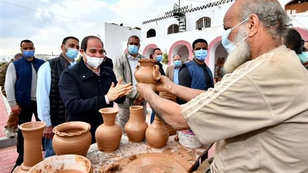 الرئيس وصانع الفخار