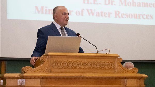 محمد عبد العاطي وزير