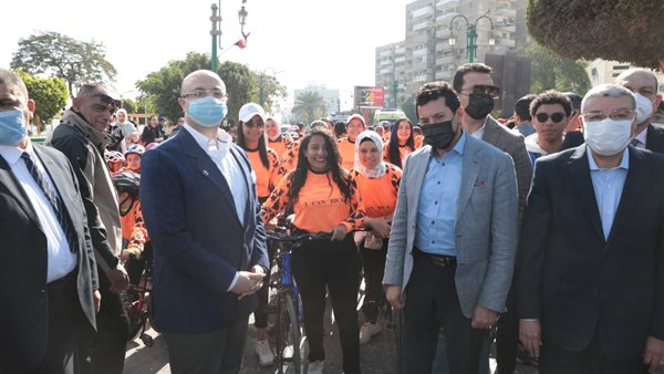 وزير الرياضة ومحافظ