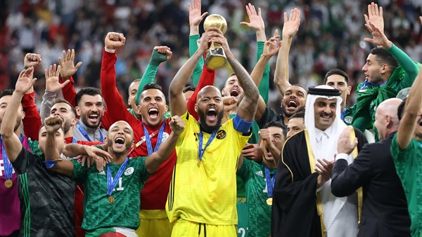 منتخب الجزائر بطل