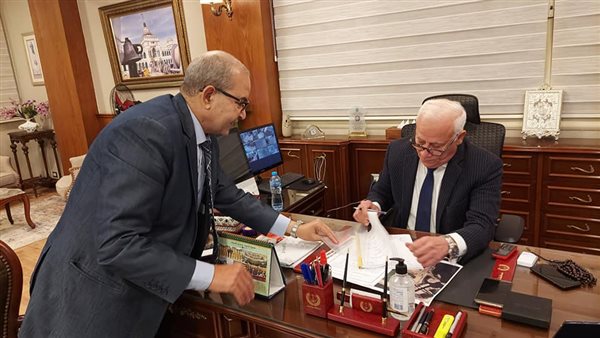 محافظ بورسعيد