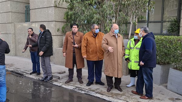 محافظ القاهرة خلال