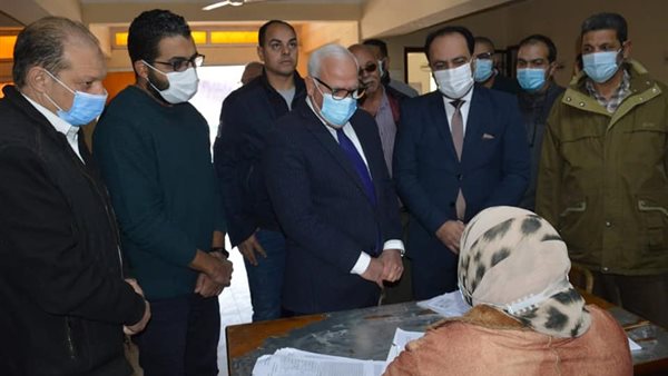 محافظ بورسعيد خلال