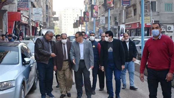 صورة من جولة المحافظ