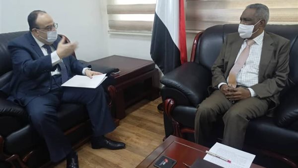 صورة من اللقاء