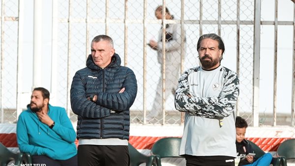 كارتيرون ومدحت عبد