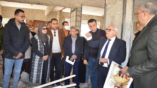 محافظ بورسعيد خلال