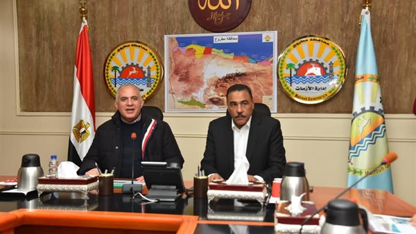 صورة من لقاء المحافظ