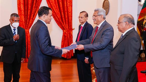 صورة من تسليم أوراقف