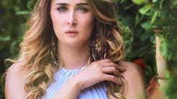 عائشة بن أحمد 