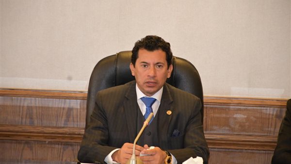 أشرف صبحي وزير الشباب