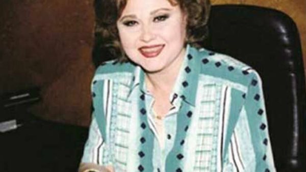 الإعلامية عزة الأتربي