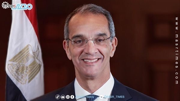عمرو طلعت وزير الاتصالات