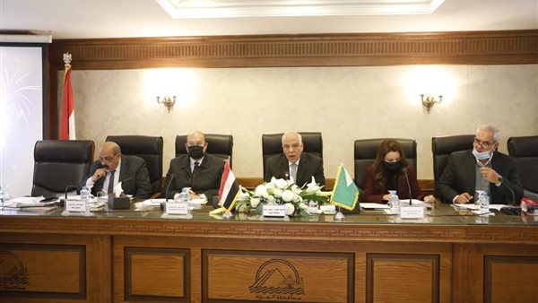 محافظ الجيزة خلال