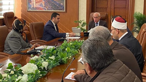 محافظ بورسعيد خلال