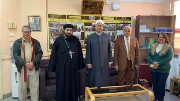 لقاء بيت العائلة