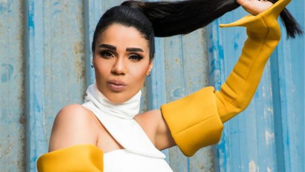 المطربة أمينة