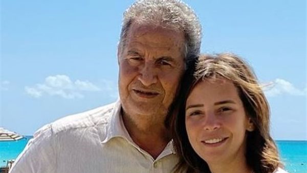 ايمان العاصى ووالدها