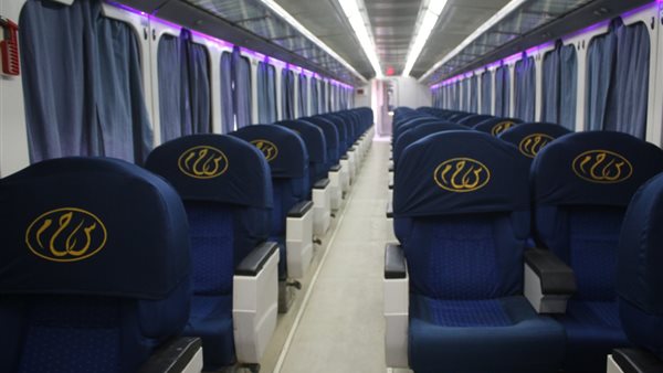 القطارات الاسبانى