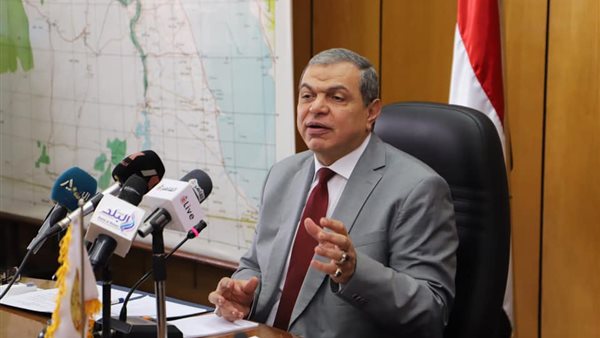 وزير القوى العاملة