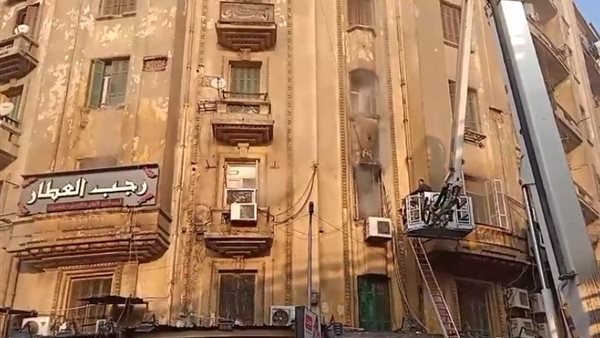 حريق اعلى محل رجب