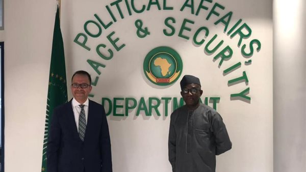 صورة من اللقاء 