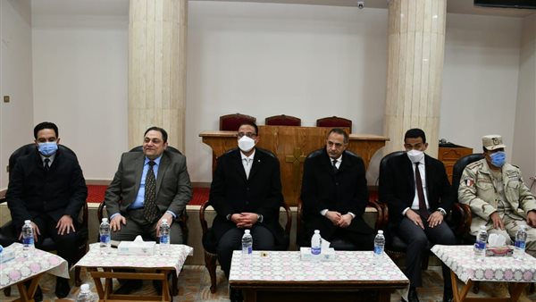 زيارة المحافظ 