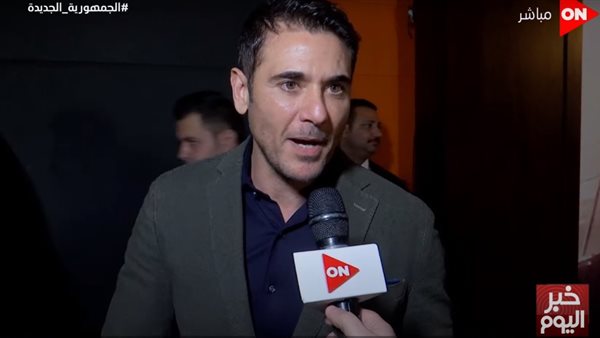 الفنان أحمد عز