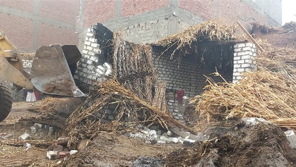 جانب من عمليات الازالة