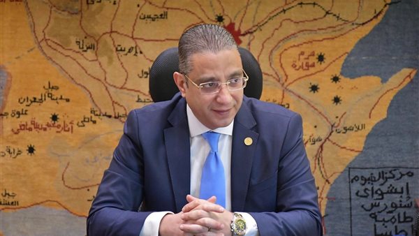  الدكتور أحمد الأنصاري