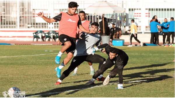 محمد طارق لاعب فريق