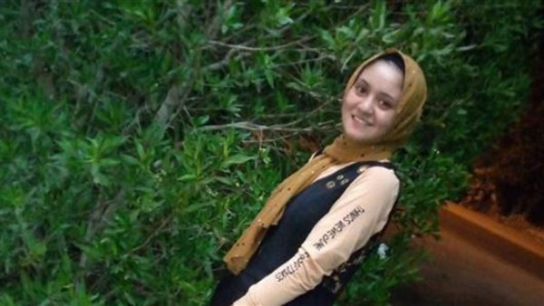 بسنت خالد الفتاة