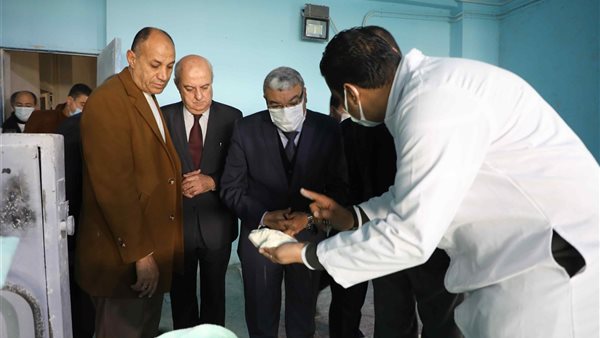 صورة من تفقد المحافظ