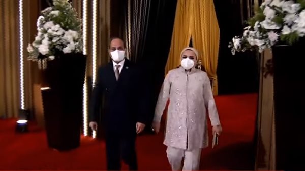 صورة من وصول الرئيس