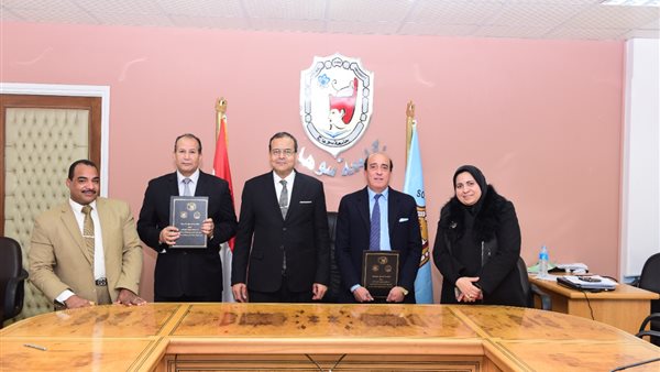 صورة من منراسم عقد