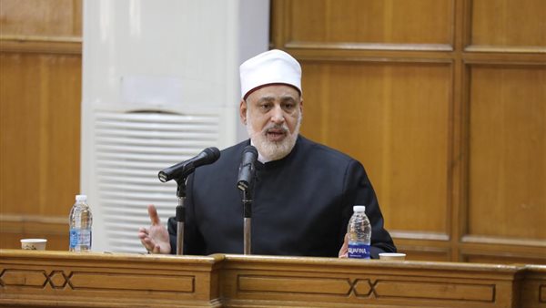 الدكتور محمد الضويني،